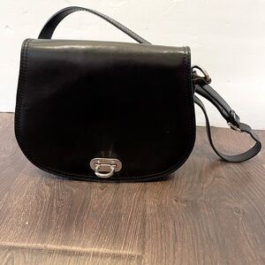 Made in Italia black 100% Leather Saddle Crossbody Bag